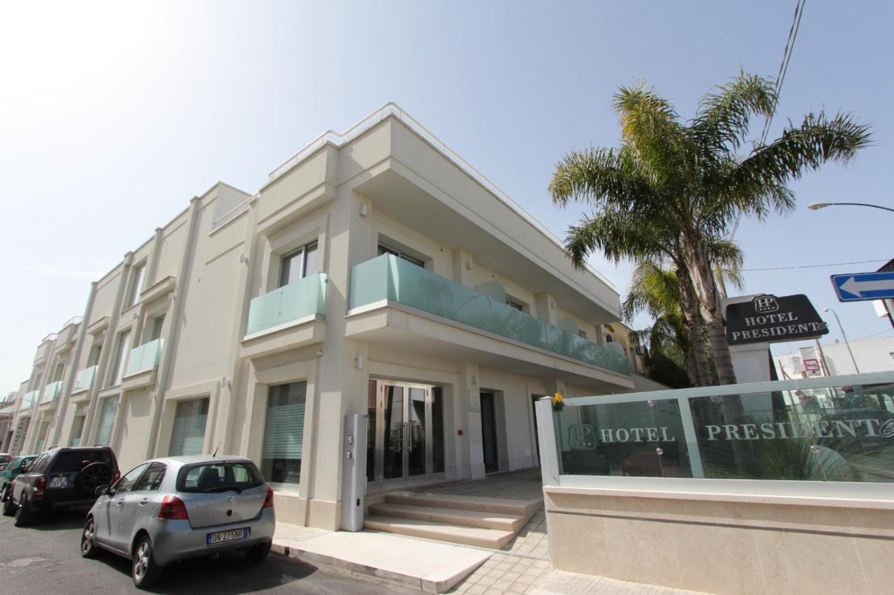 Hotel Presidente Porto Cesareo Buitenkant foto