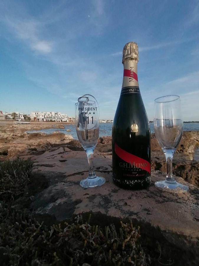 Hotel Presidente Porto Cesareo Buitenkant foto